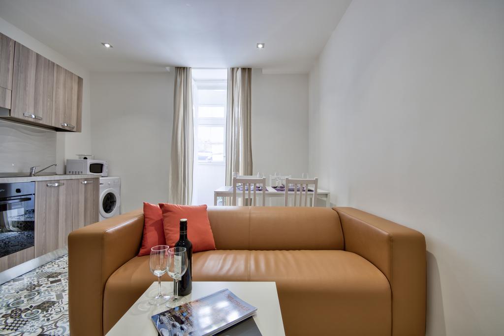 Central Valletta Two Bedroom Apartment Exterior photo